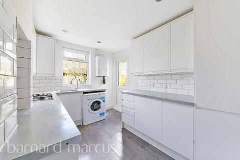 3 bedroom house to rent, Davidson Road, Croydon