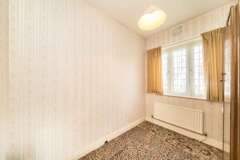 3 bedroom house for sale, Mandrake Road, London SW17