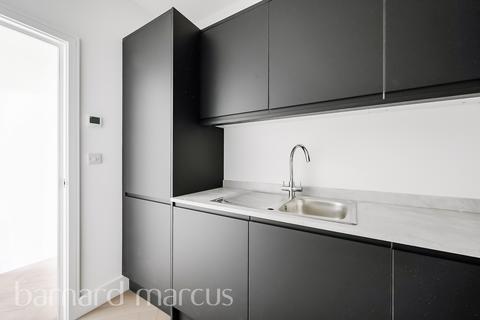 2 bedroom flat to rent, High Street, CROYDON