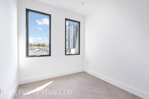 2 bedroom flat to rent, High Street, CROYDON