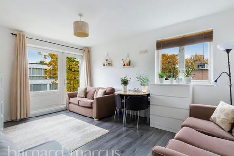 undefined, Windlesham Grove, LONDON
