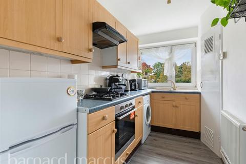 undefined, Windlesham Grove, LONDON