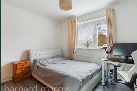 undefined, Windlesham Grove, LONDON