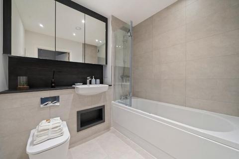 Studio to rent, Farine Avenue, HAYES