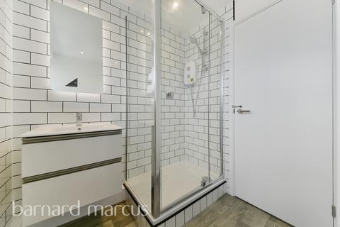 1 bedroom flat to rent, Queens Road, Hersham, WALTON-ON-THAMES