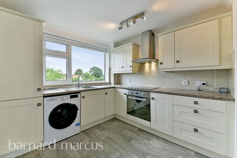 1 bedroom flat to rent, Queens Road, Hersham, WALTON-ON-THAMES
