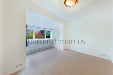 undefined, Mayfield Road, South Croydon