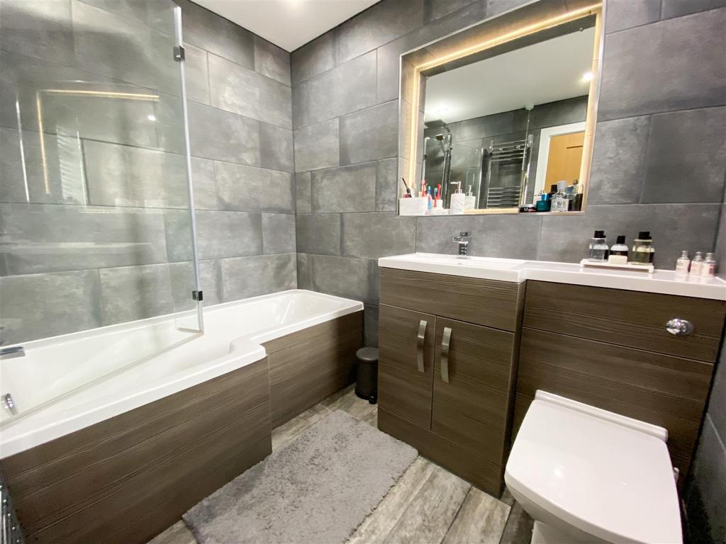 Family bathroom