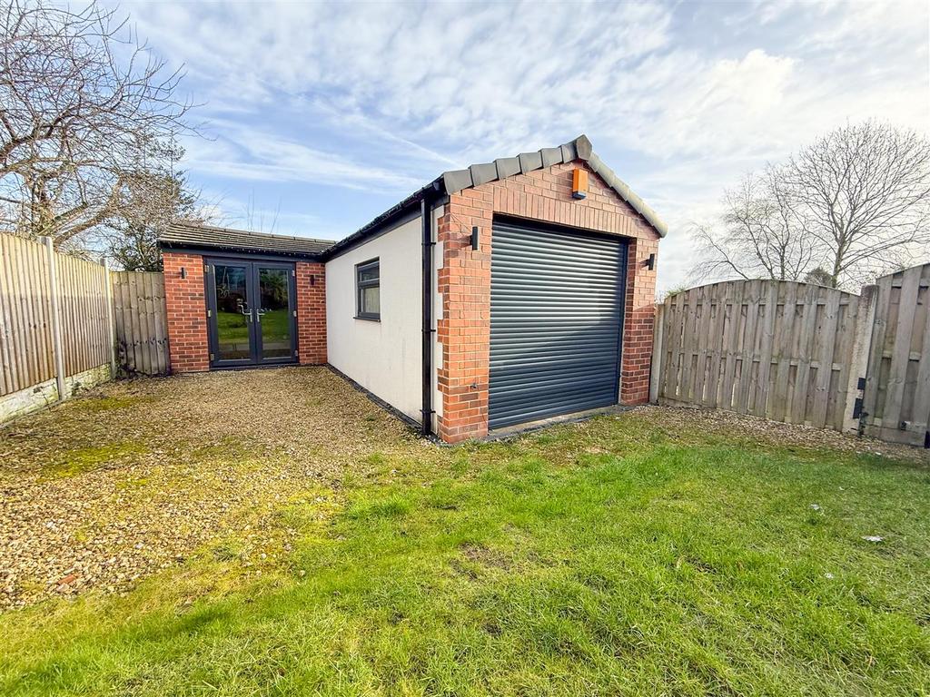 Garden room