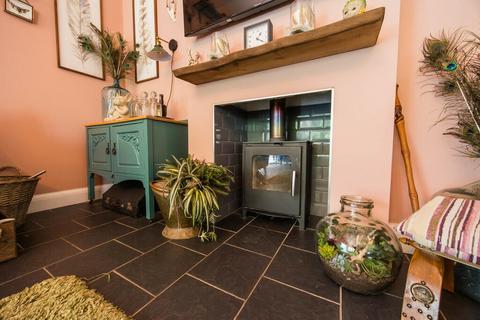 5 bedroom detached house to rent, Millers Rise, Lakenheath, BRANDON