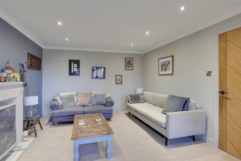 undefined, Epsom Way, Huddersfield HD5