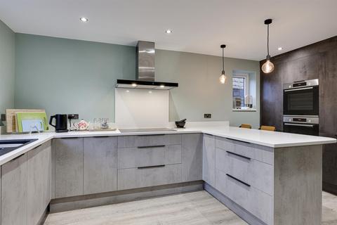 undefined, Epsom Way, Huddersfield HD5