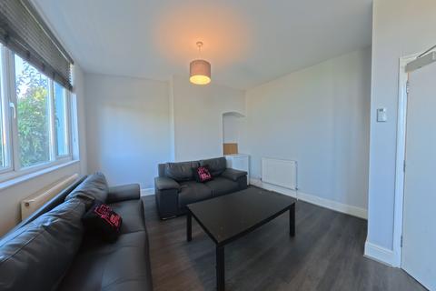 5 bedroom terraced house to rent, Mafeking Road, Brighton BN2