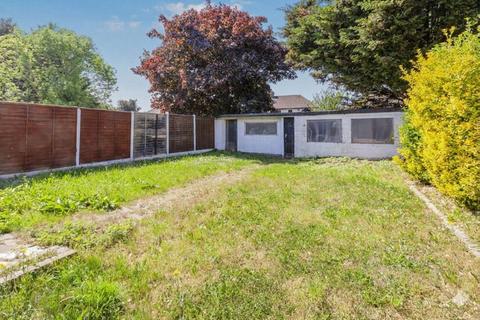 5 bedroom semi-detached house to rent, West Road, West Drayton UB7