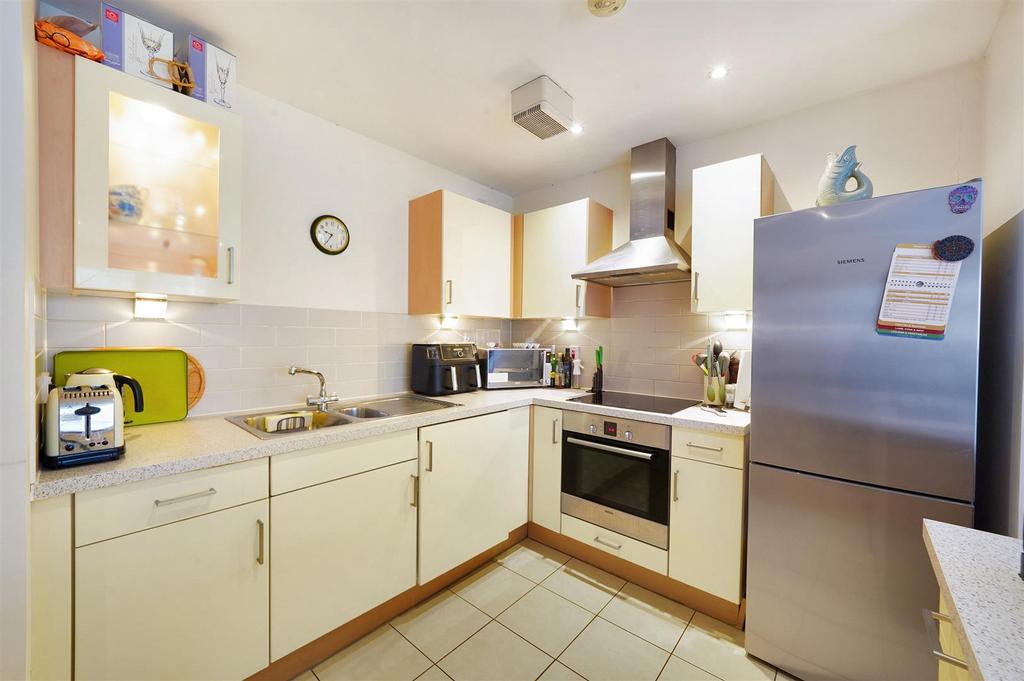 Flat 34, Rosse Gardens - 2hwhjx1x T4 Uuxd7a Y4s A.jpg