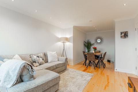 undefined, Kessington Square, Bearsden, G61