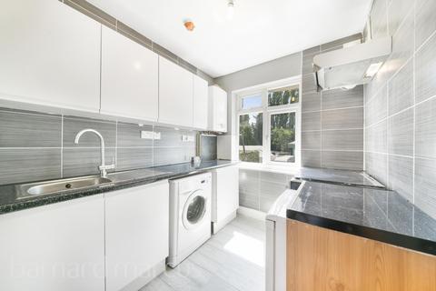 undefined, Chessington Road, Ewell