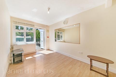 undefined, Chessington Road, Ewell