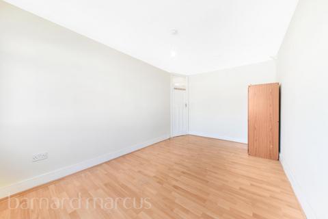 undefined, Chessington Road, Ewell