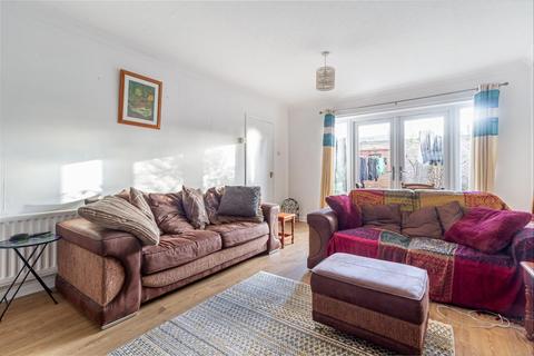 2 bedroom end of terrace house for sale, Heathfield Gardens, Stourbridge, DY8 3YD