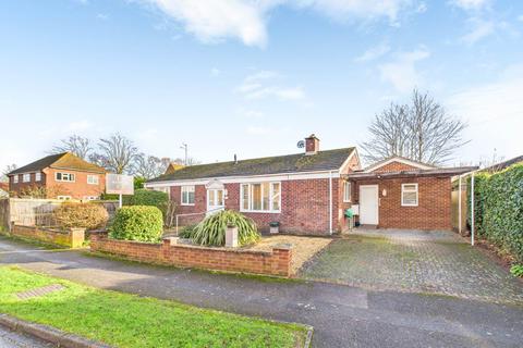 3 bedroom detached house for sale, Thornton Crescent, Wendover