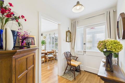 3 bedroom detached house for sale, Thornton Crescent, Wendover