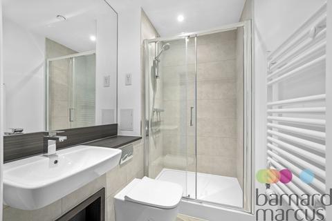 2 bedroom apartment to rent, Moorhen Drive, LONDON