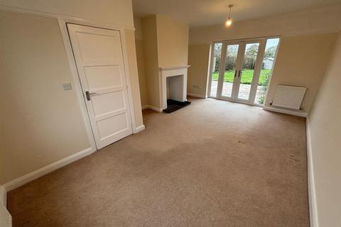 3 bedroom house to rent, Dicklow Cob, Macclesfield SK11