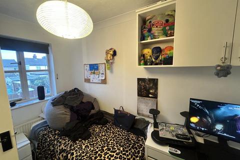 undefined, Egham,  Surrey,  TW20