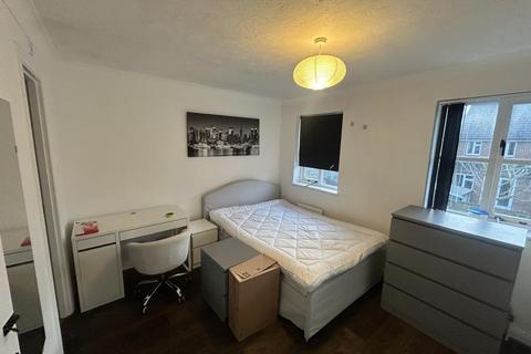 undefined, Egham,  Surrey,  TW20