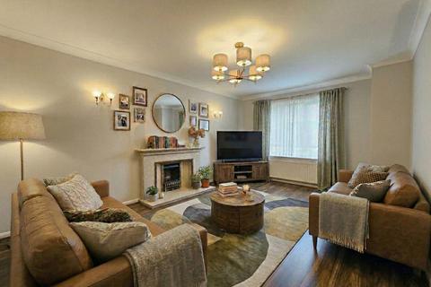 undefined, Birchtree Close, Bowdon, Altrincham