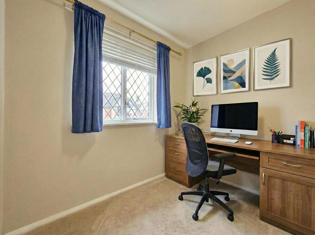 Bedroom 4  Office