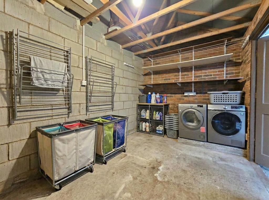 Garage Utility