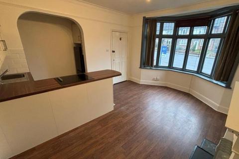 1 bedroom apartment to rent, Russell Street,  Reading,  RG1