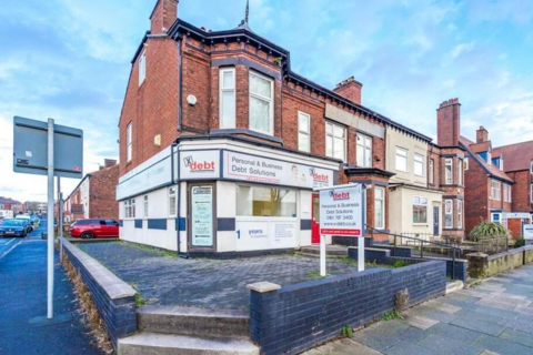 3 bedroom end of terrace house for sale, Chorley Road, Swinton,, Manchester