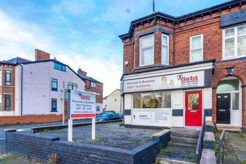 3 bedroom end of terrace house for sale, Chorley Road, Swinton,, Manchester