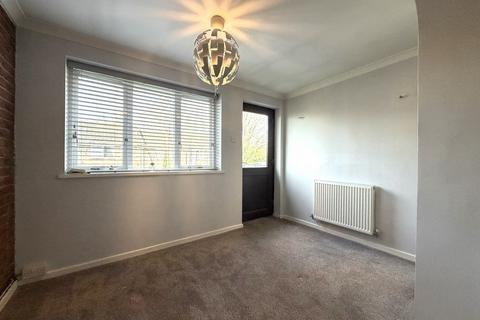 2 bedroom terraced house to rent, Knowlands, Swindon SN6