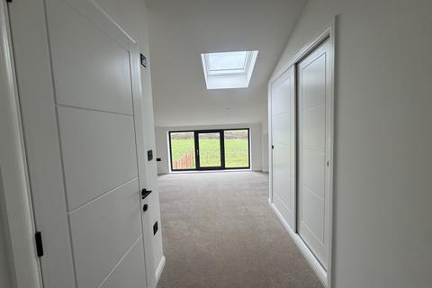 undefined, Aylesbury Road, Rowsham, AYLESBURY