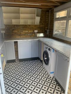 House share to rent, Vicarage Road, WATFORD