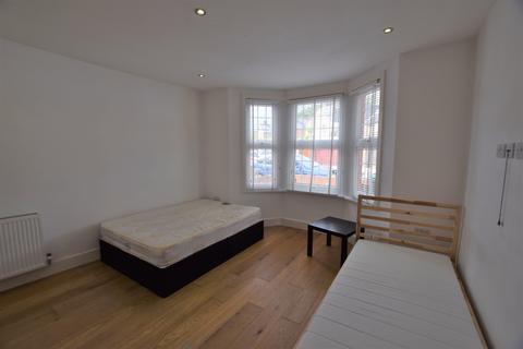 undefined, Queens Avenue, WATFORD
