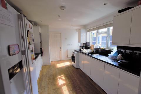 undefined, Queens Avenue, WATFORD