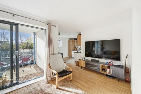 2 bedroom apartment for sale, Heath Place, LONDON E3