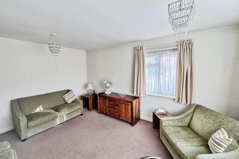 undefined, Weavers Gardens, Farnham GU9