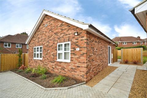undefined, Leer Court, Reading RG2