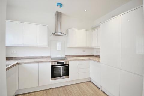 undefined, Leer Court, Reading RG2