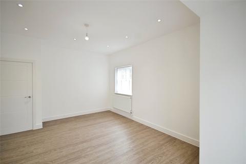 undefined, Leer Court, Reading RG2
