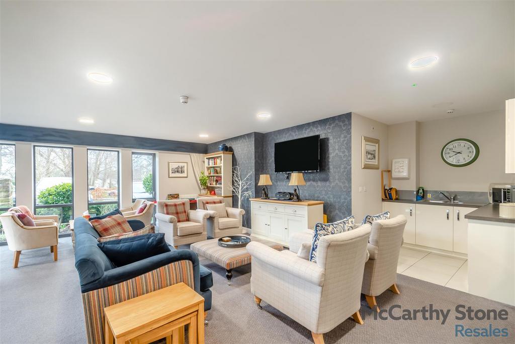 8680404-interior22.jpg