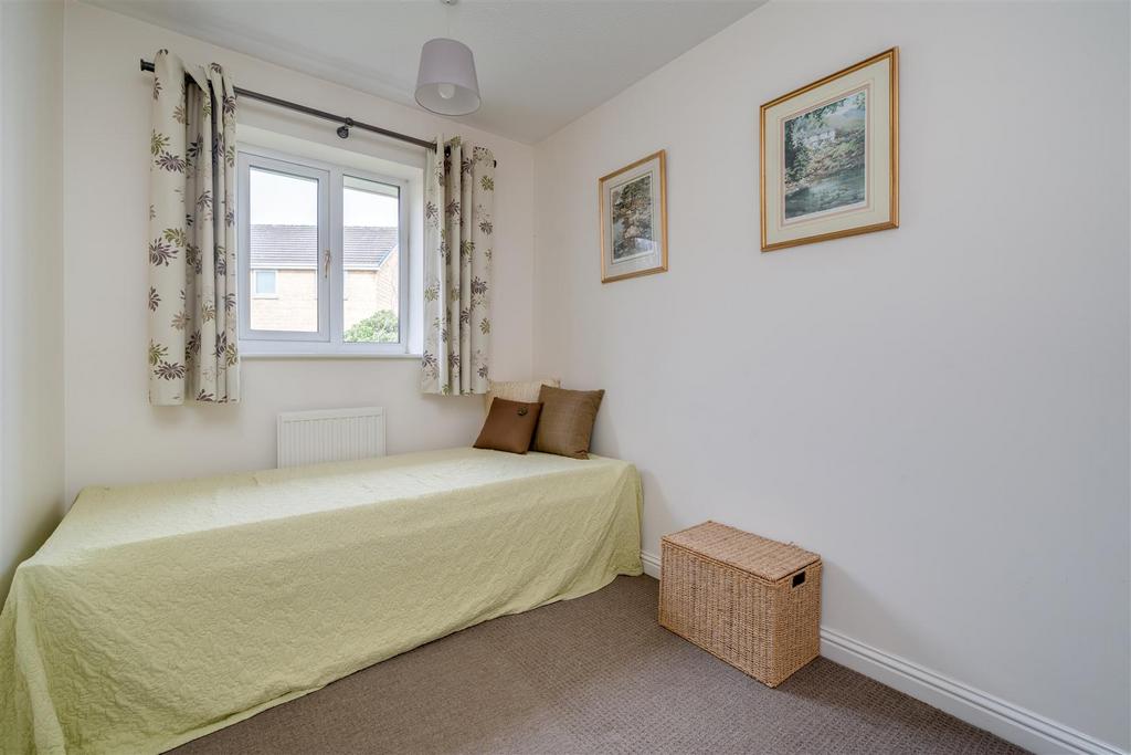 32 Gleneagles Way-1.jpg