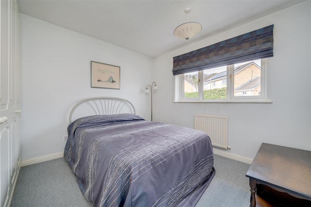 32 Gleneagles Way-2.jpg