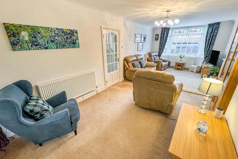 undefined, Woodlands Avenue, Corby NN17